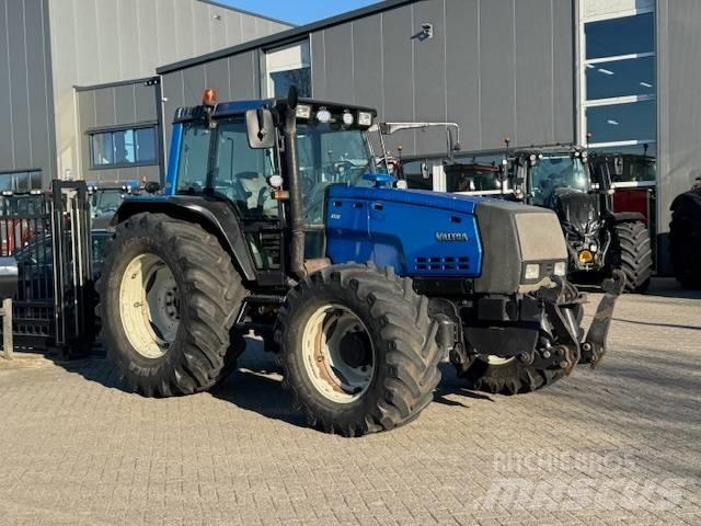 Valtra 8550 Hitech! Tractoare