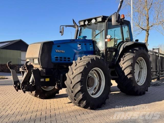 Valtra 8550 Hitech! Tractoare
