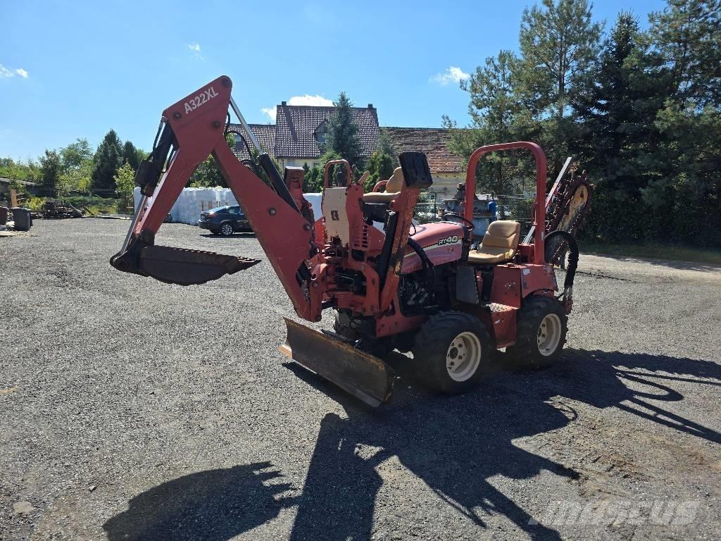 Ditch Witch RT 40 Excavatoare de santuri