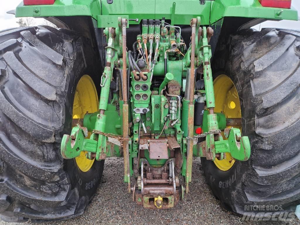 John Deere 7700 Tractoare