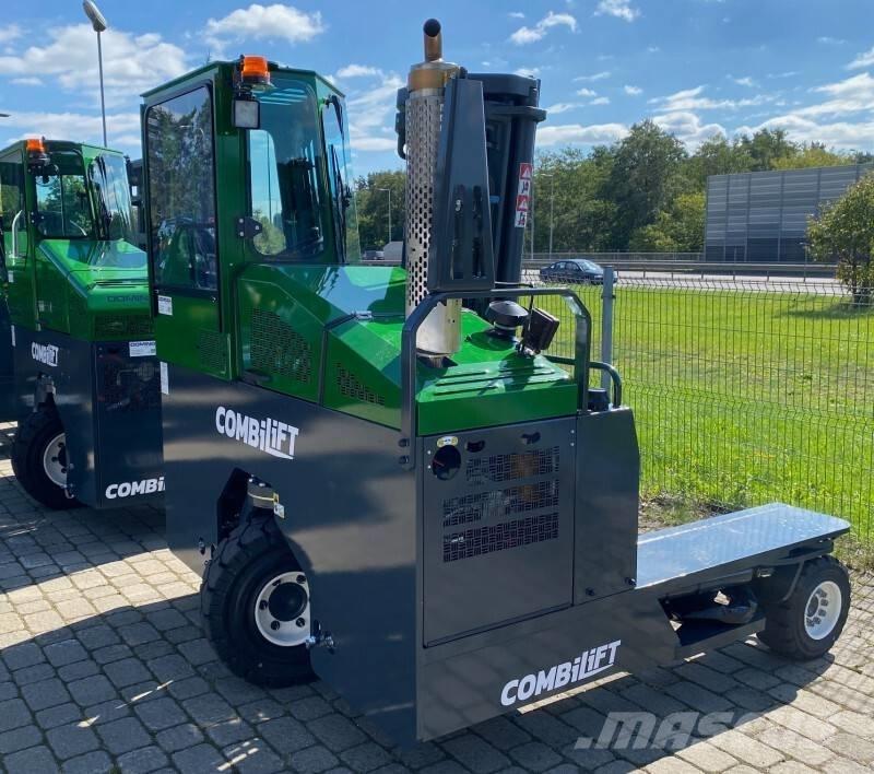 Combilift C 4000 Stivuitoare cu patru brate