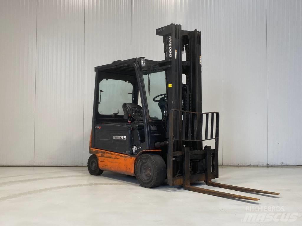 Doosan B35X-5 Stivuitor electric