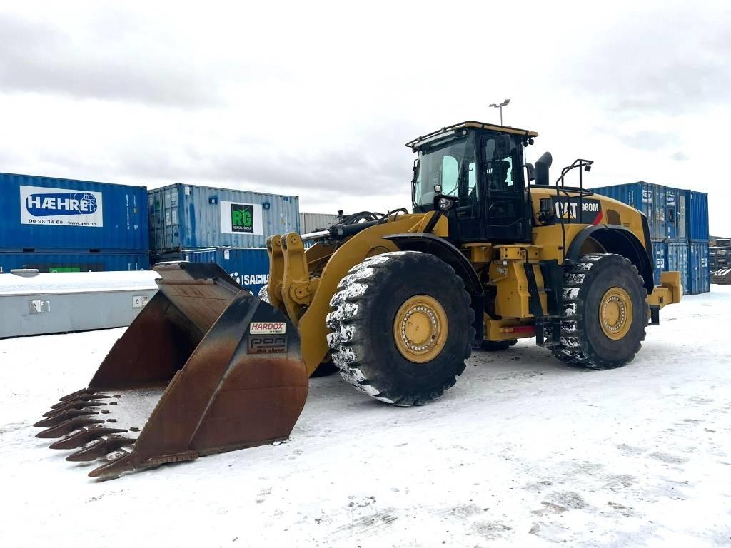 CAT 980M Incarcator pe pneuri
