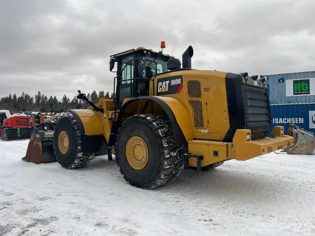 CAT 980M Incarcator pe pneuri