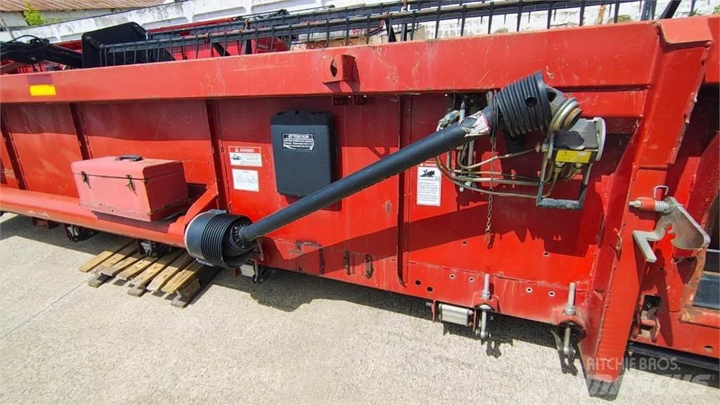 Case IH 3020 Capete pentru culegatoare