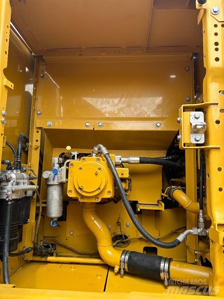 CAT CAT320 Excavatoare 7t - 12t