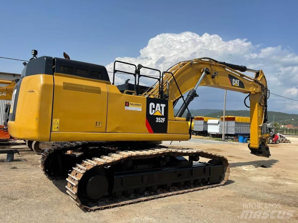 CAT 352FL Excavatoare pe șenile
