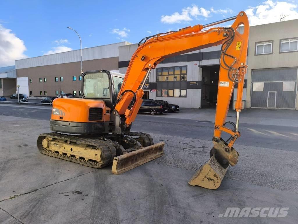 Doosan DX 85 R-3 Excavatoare 7t - 12t