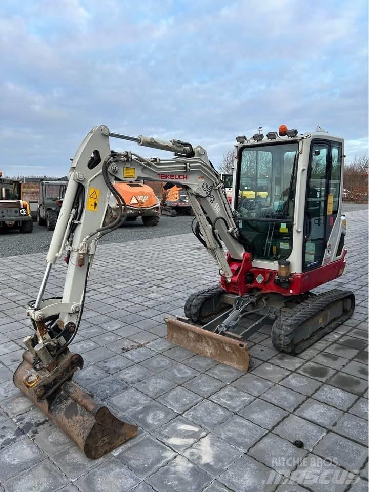 Takeuchi TB 225 Mini excavatoare < 7t
