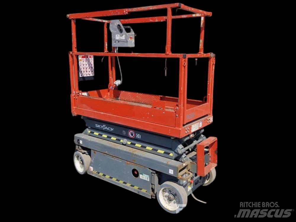 SkyJack SJ III 3215 Platforme foarfeca