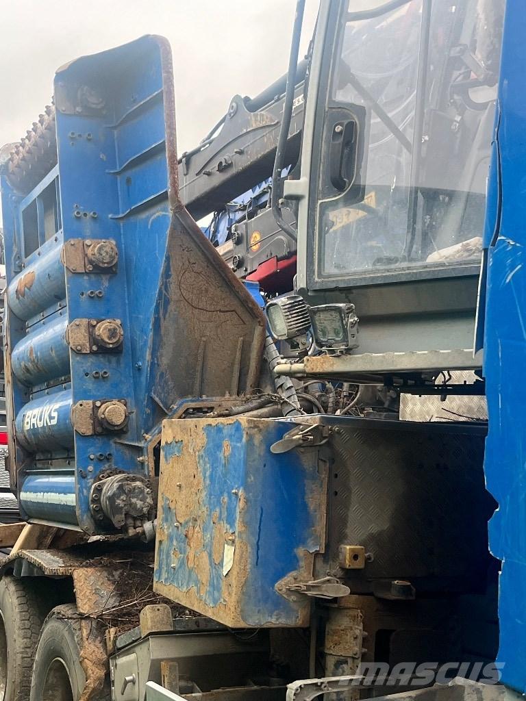 Volvo FH 750 Despicatoare si taietoare de lemne