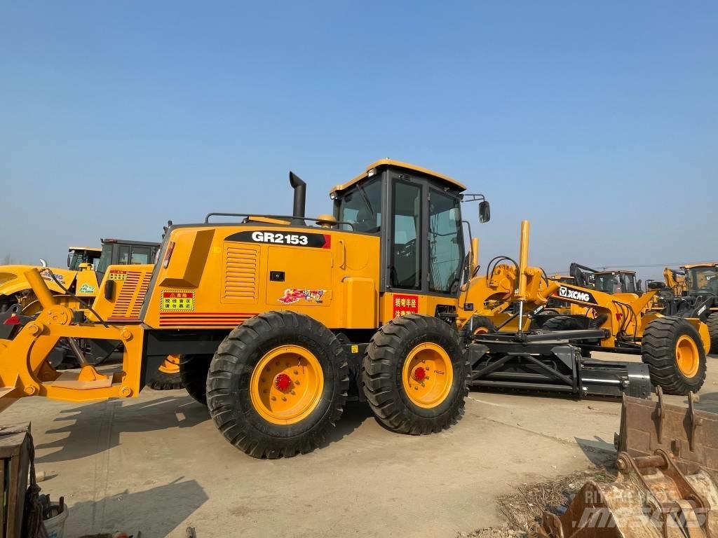 XCMG gr2153 Incarcator pe pneuri