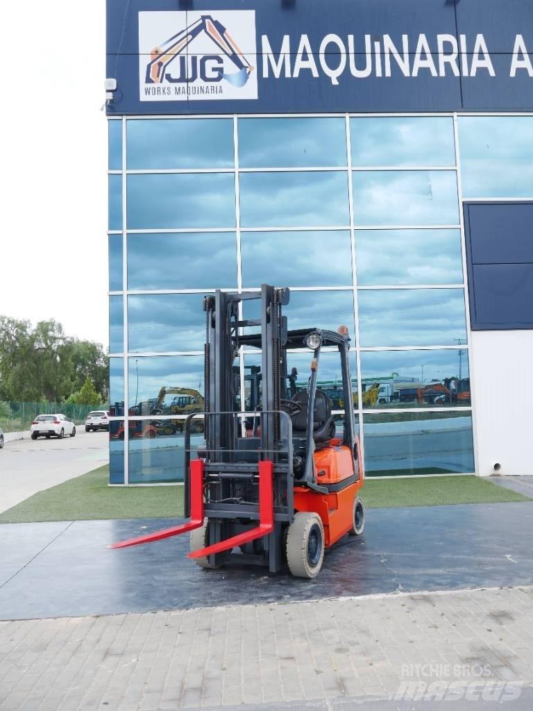Nissan FD01 A 15 Q Stivuitor diesel