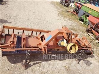 Kuhn HR 302 Grape