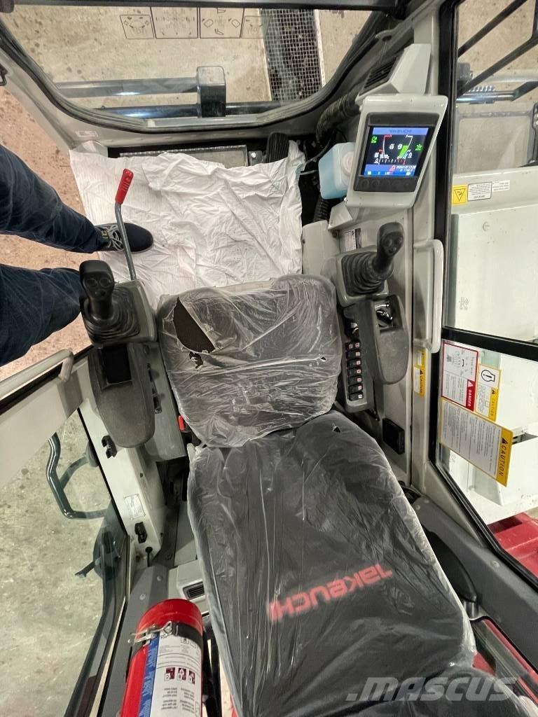Takeuchi TCR 50 Autobasculante cu senile