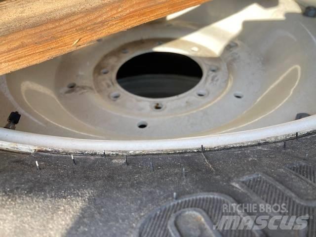 Trelleborg 540/65R34 Roti