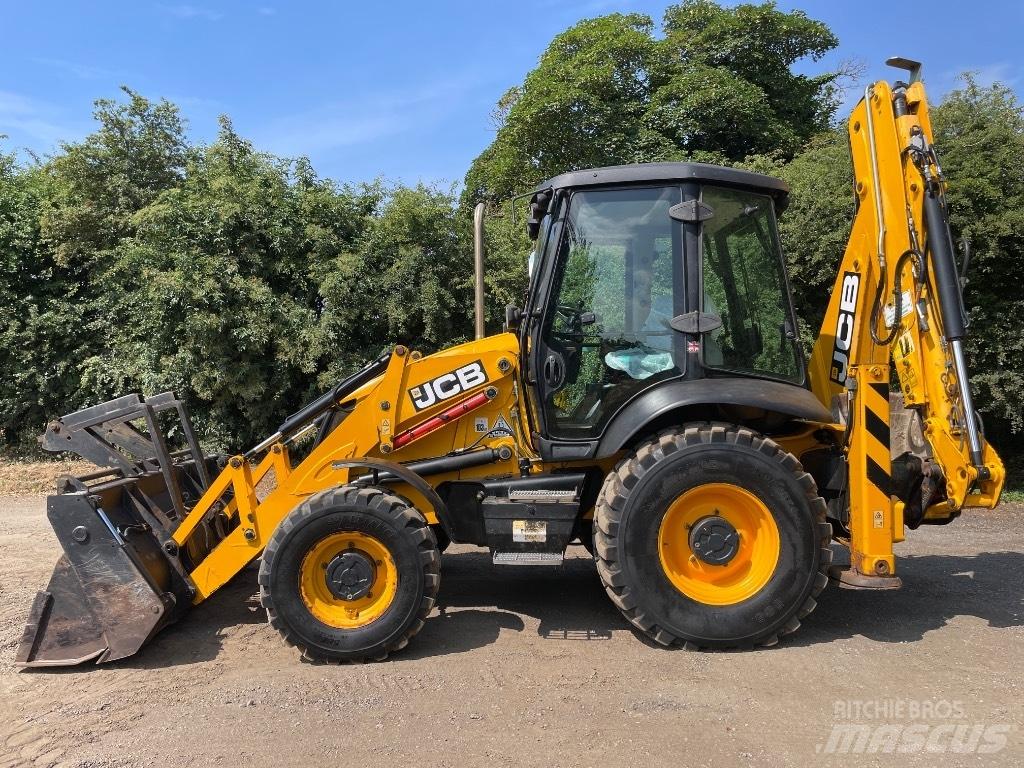 JCB 3 CX Buldoexcavatoare