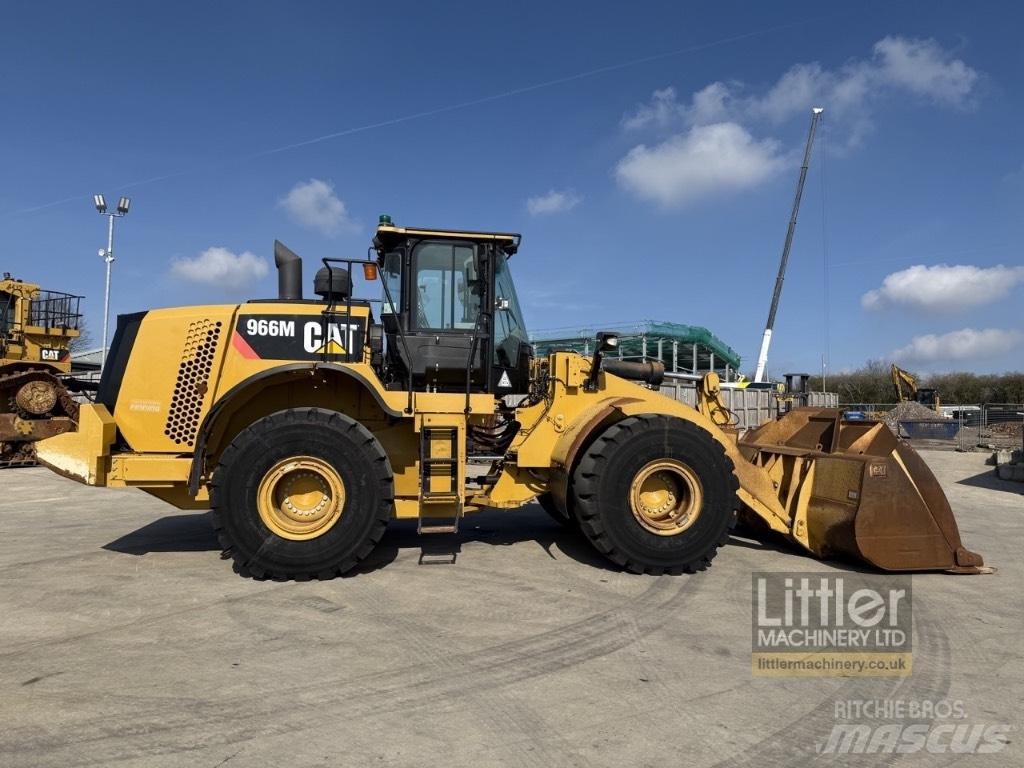 CAT 966 M Incarcator pe pneuri