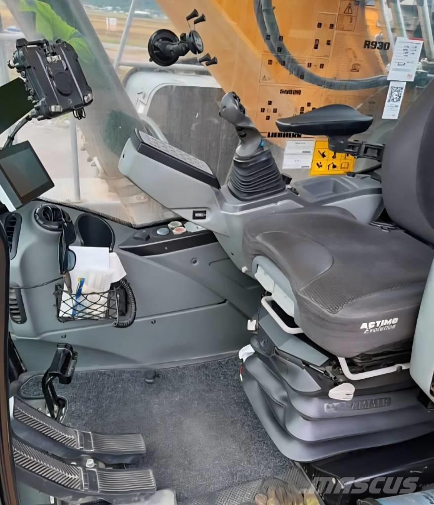 Liebherr R 930 G8 Excavatoare pe șenile
