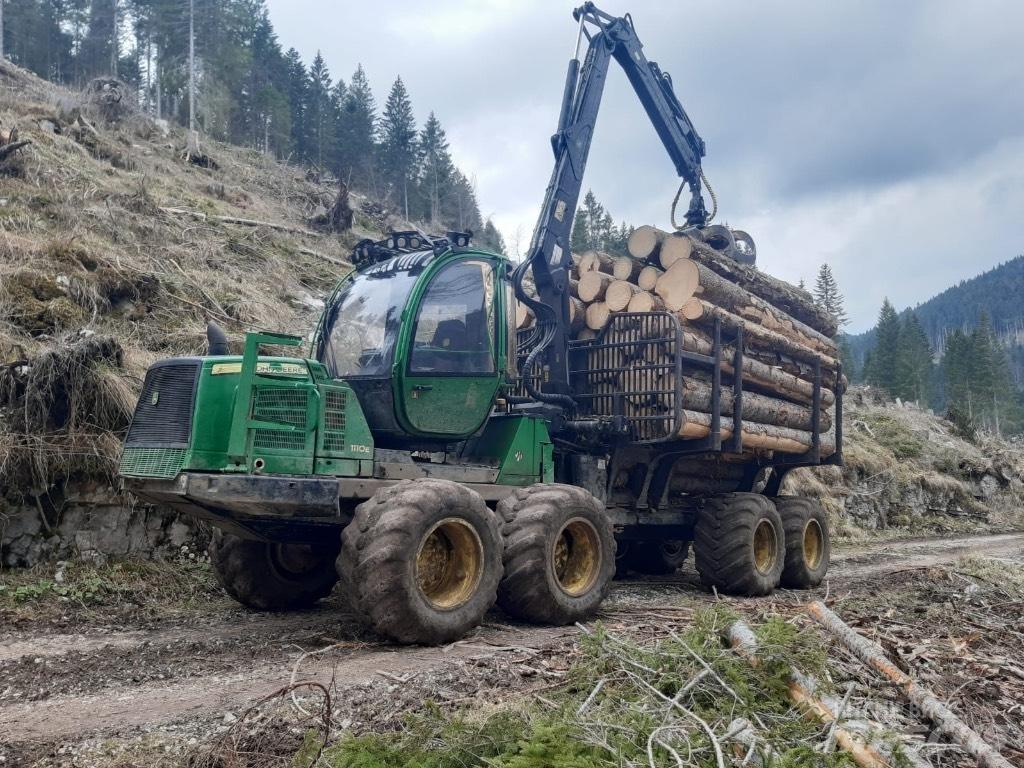 John Deere 1110 E Transportoare