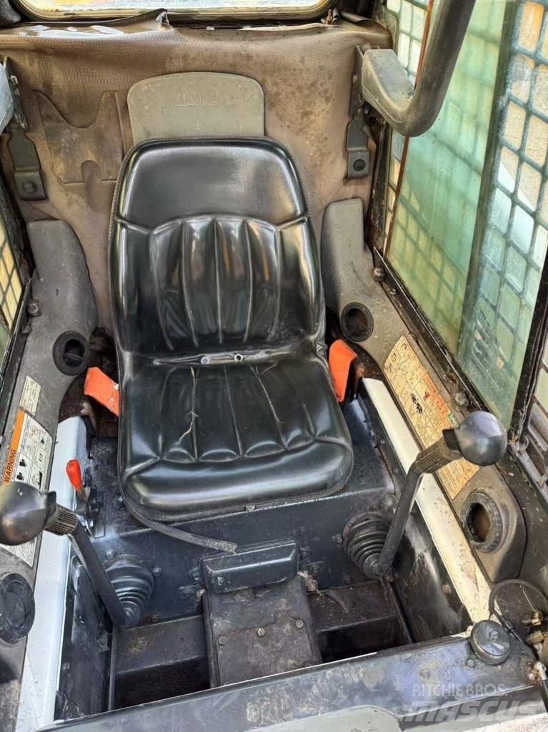 Bobcat S 160 Mini incarcator