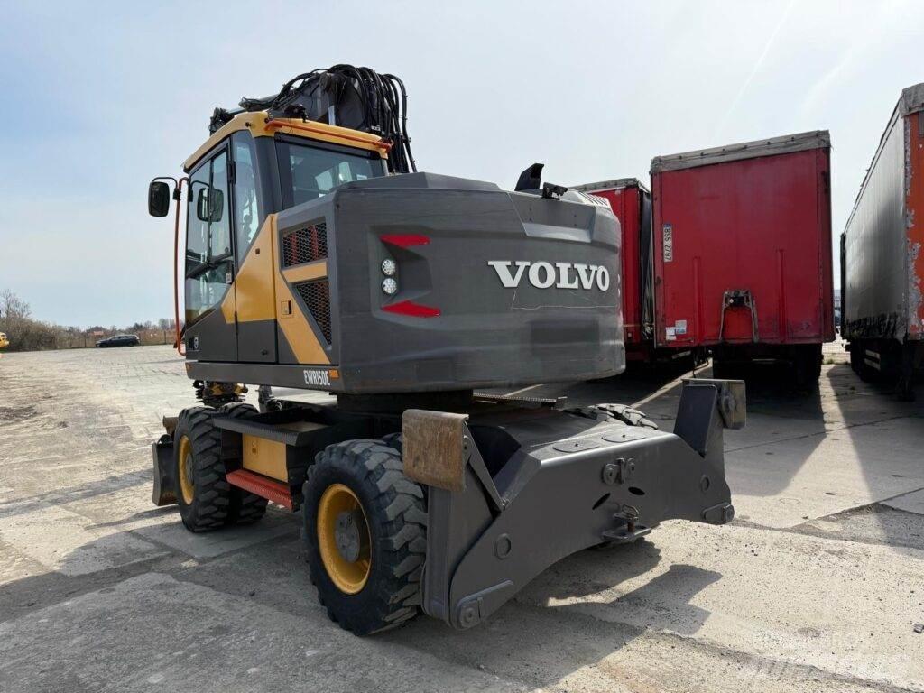 Volvo EWR150E Excavatoare cu roti