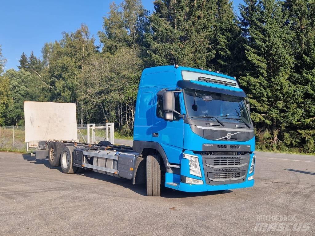 Volvo FM500 6X2*4 Camion cabina sasiu