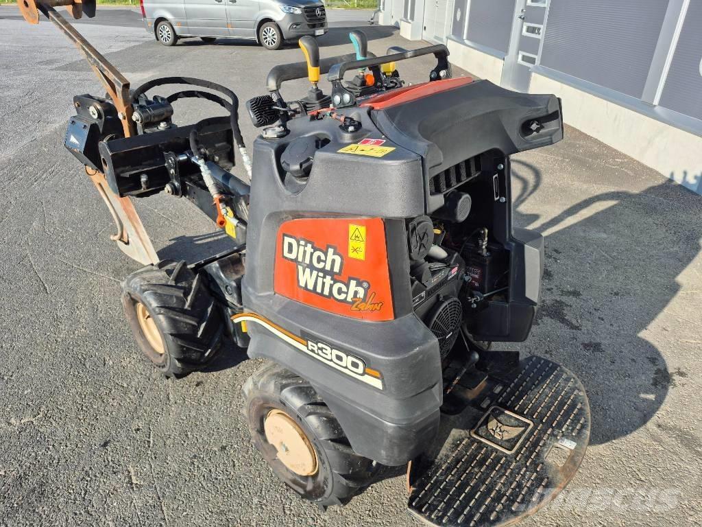 Ditch Witch R300 Excavatoare de santuri