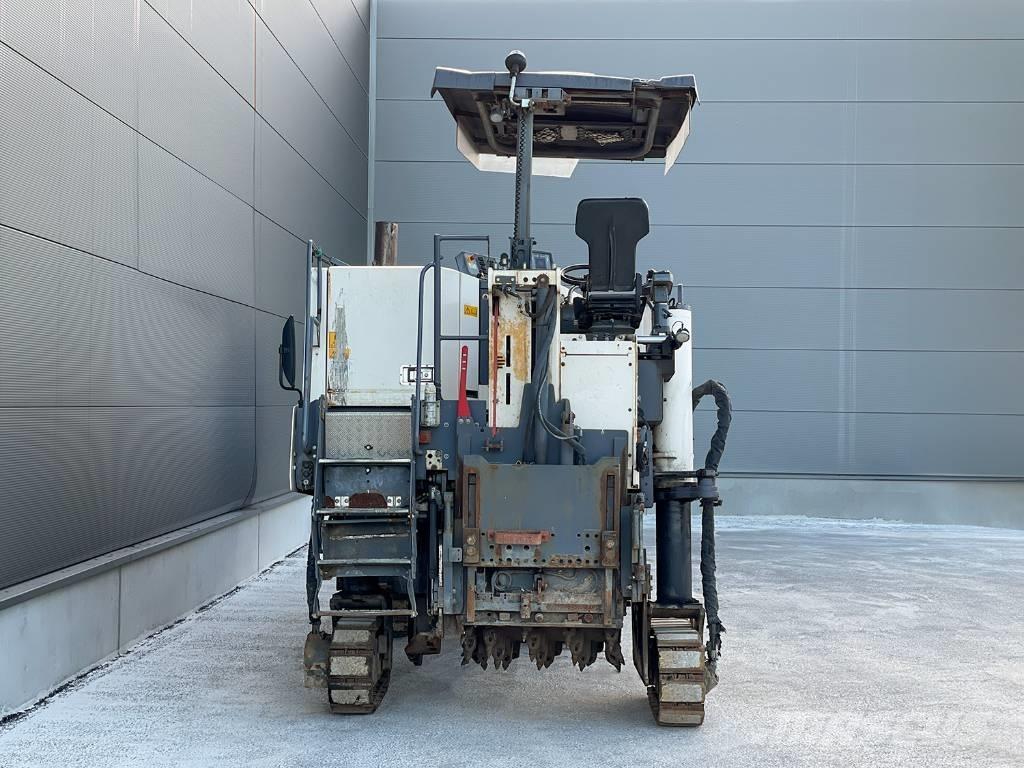 Wirtgen W 100 CFI Utilaje asfalt cu freze reci