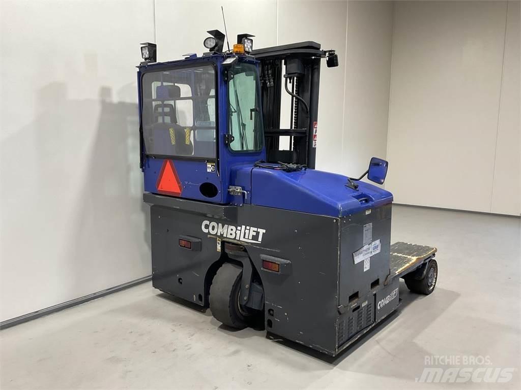 Combilift C4000ET Stivuitoare cu patru brate