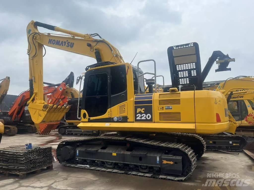 Komatsu PC 220-8 Excavatoare pe șenile
