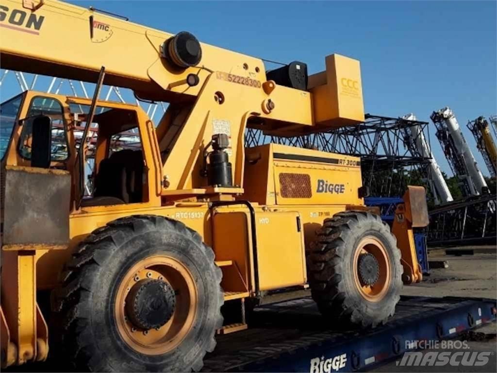 Broderson RT-300 Macara teren accidentat