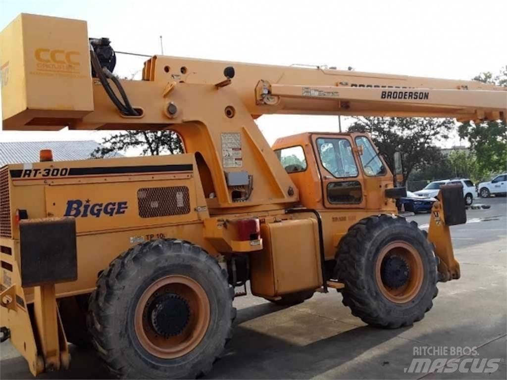 Broderson RT-300 Macara teren accidentat