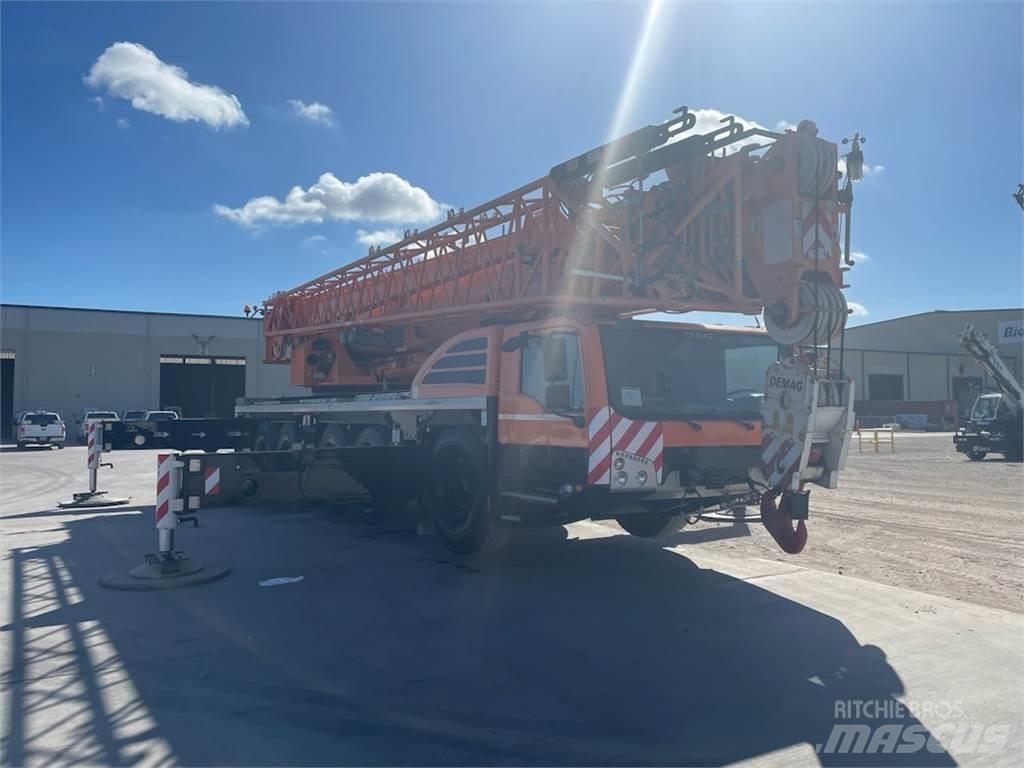 Demag AC 250-5 Macara pentru orice teren