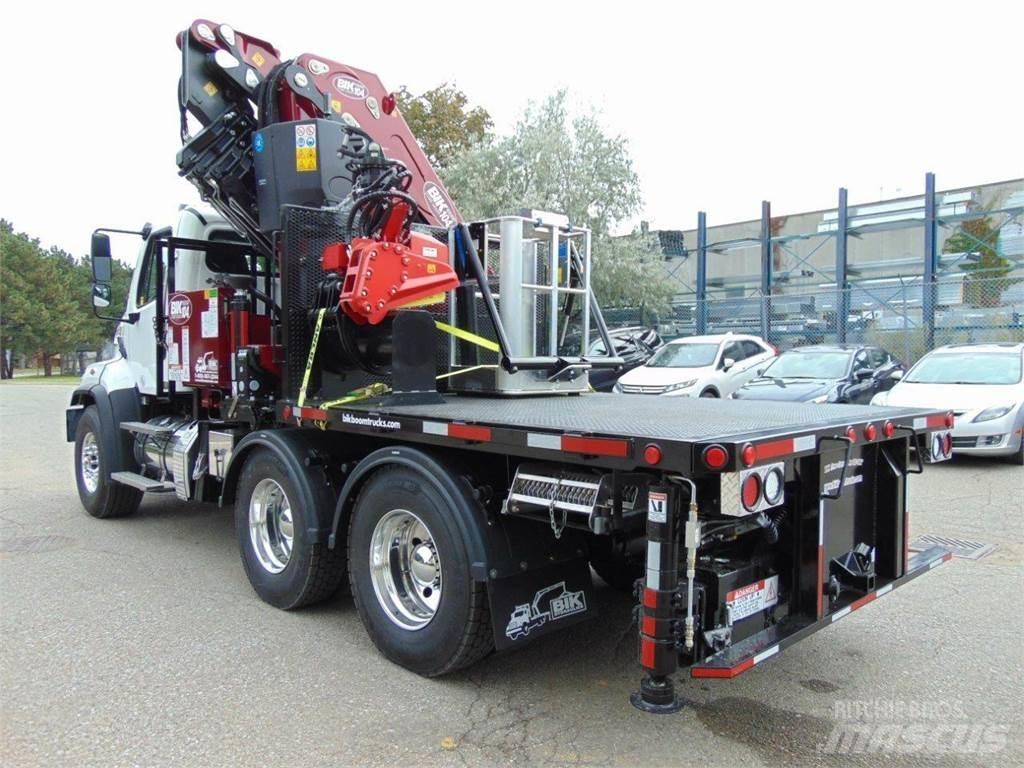 BIK TC-98 Camioane cu macara