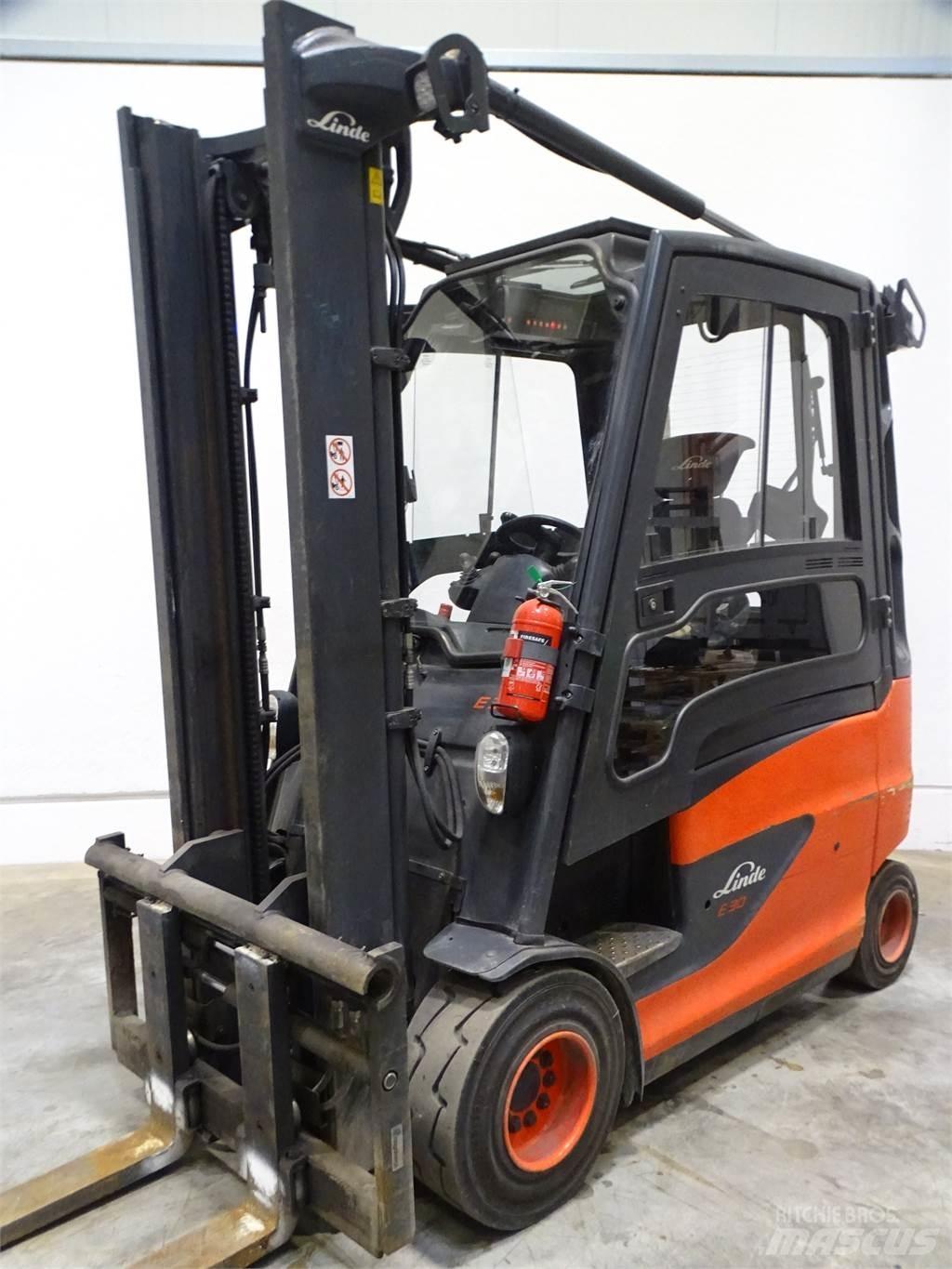 Linde E30HL Stivuitor electric