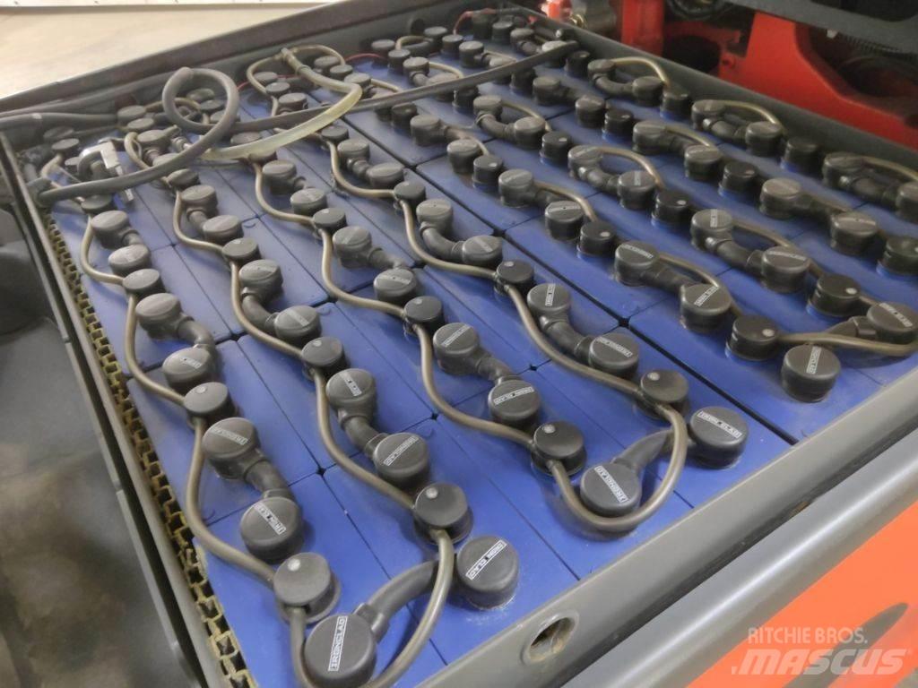 Linde E30L Stivuitor electric