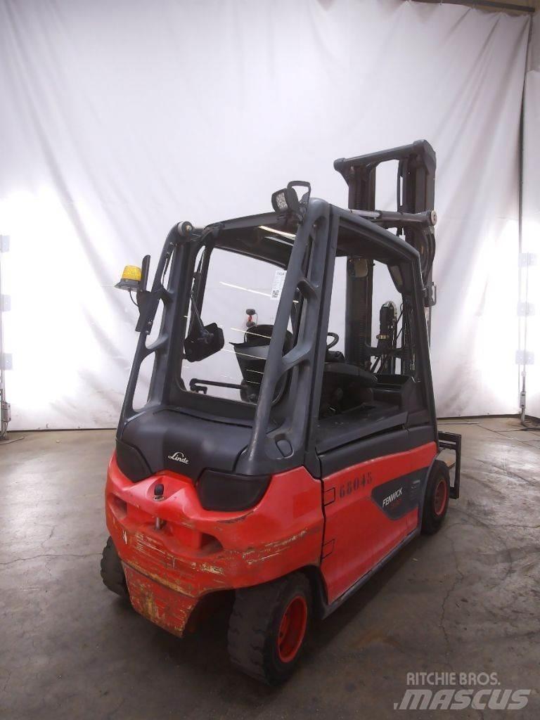 Linde E30L-01 Stivuitor electric