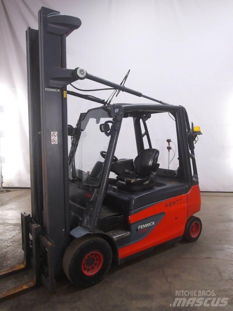Linde E30L-01 Stivuitor electric