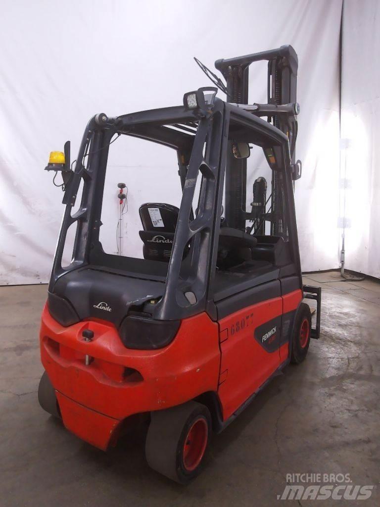Linde E30L-01 Stivuitor electric