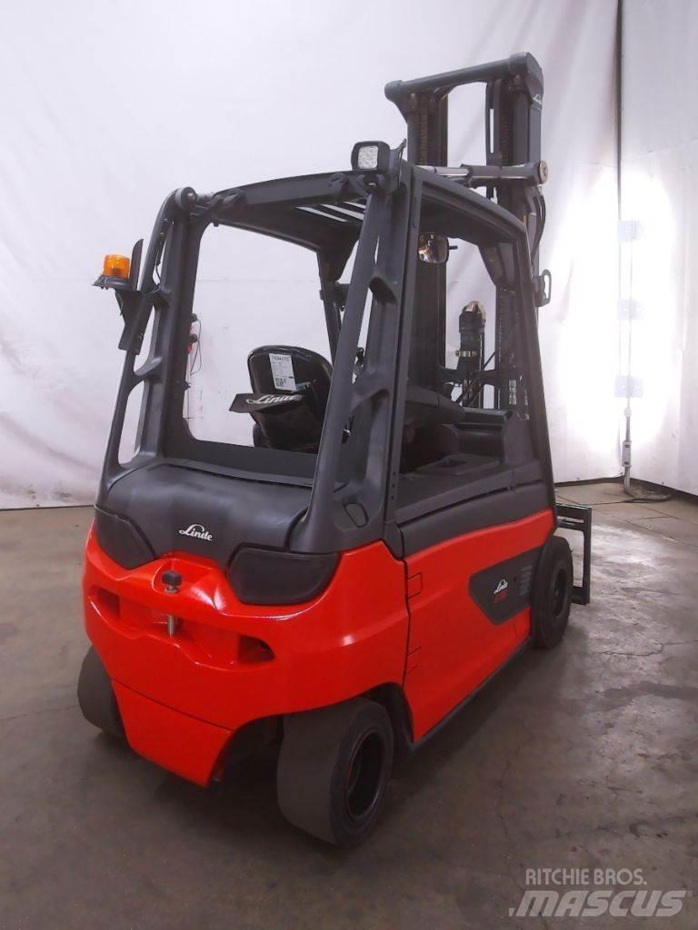 Linde E30L-01 Stivuitor electric