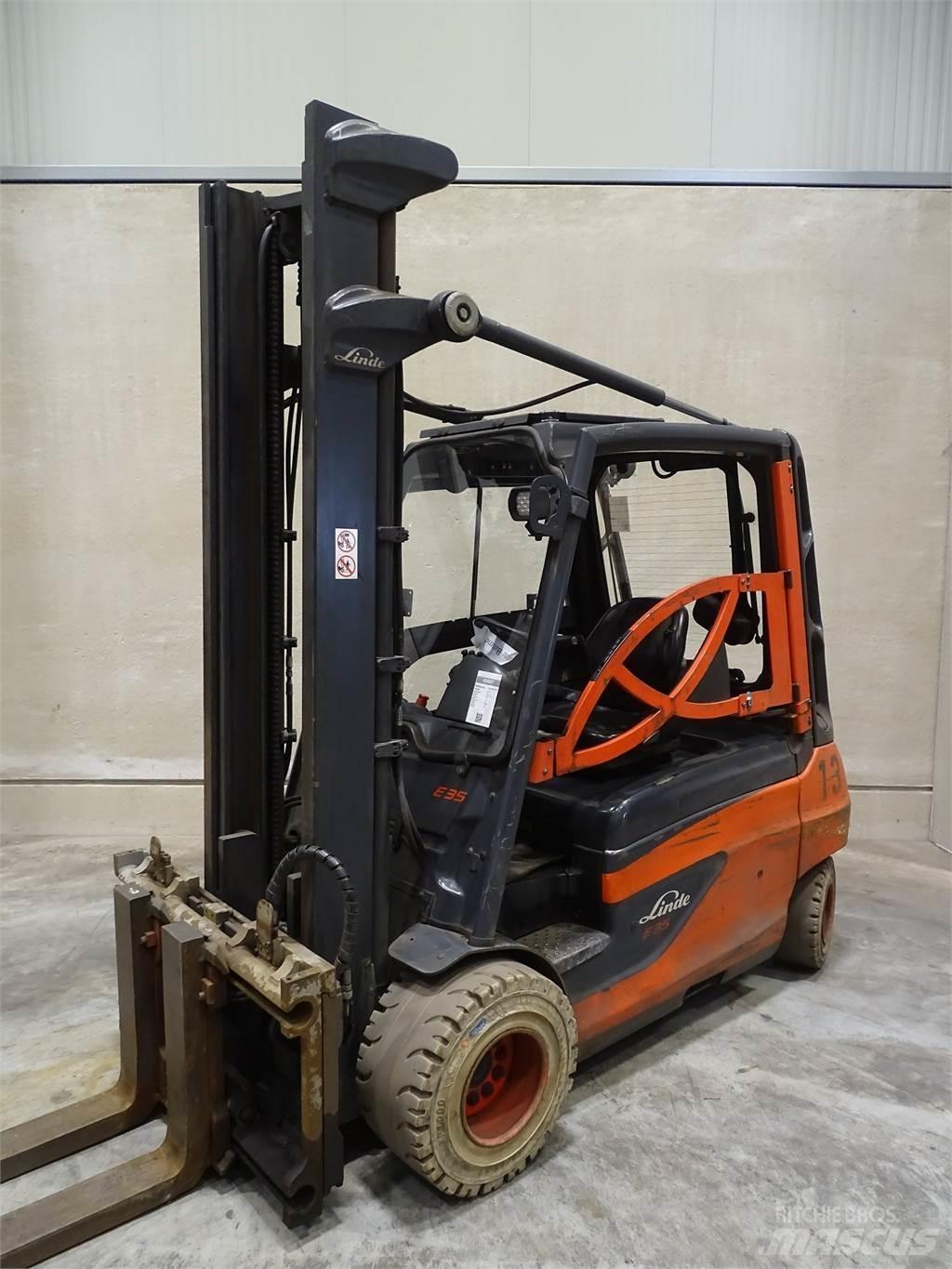 Linde E35L-01 Stivuitor electric