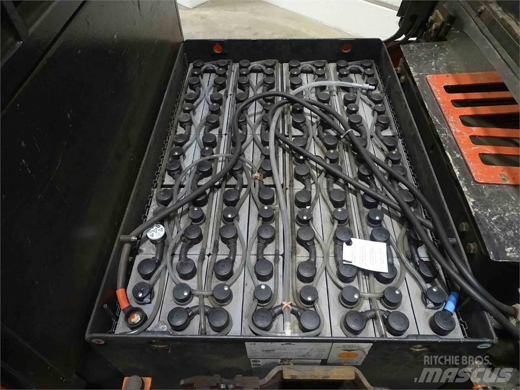 Linde P250 Camioane de tractiune