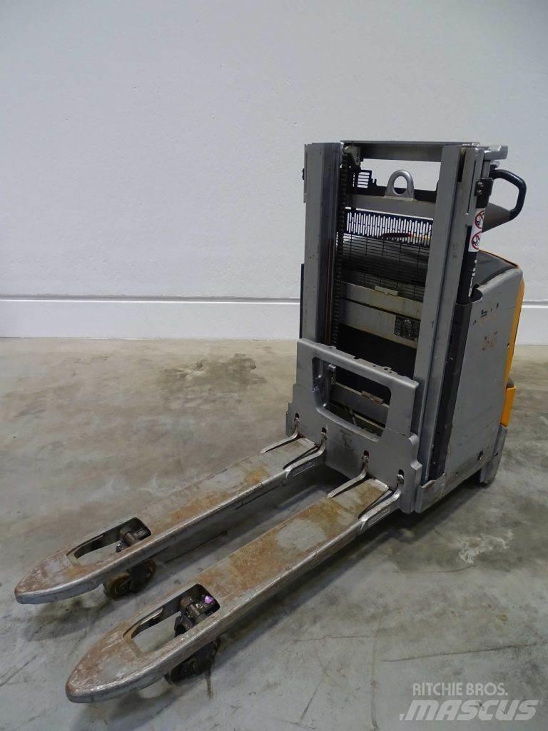 Still EXD18L Transpaleta manuala