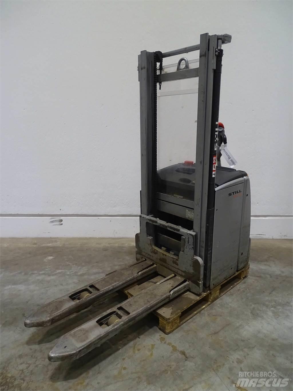 Still EXV14 Transpaleta manuala