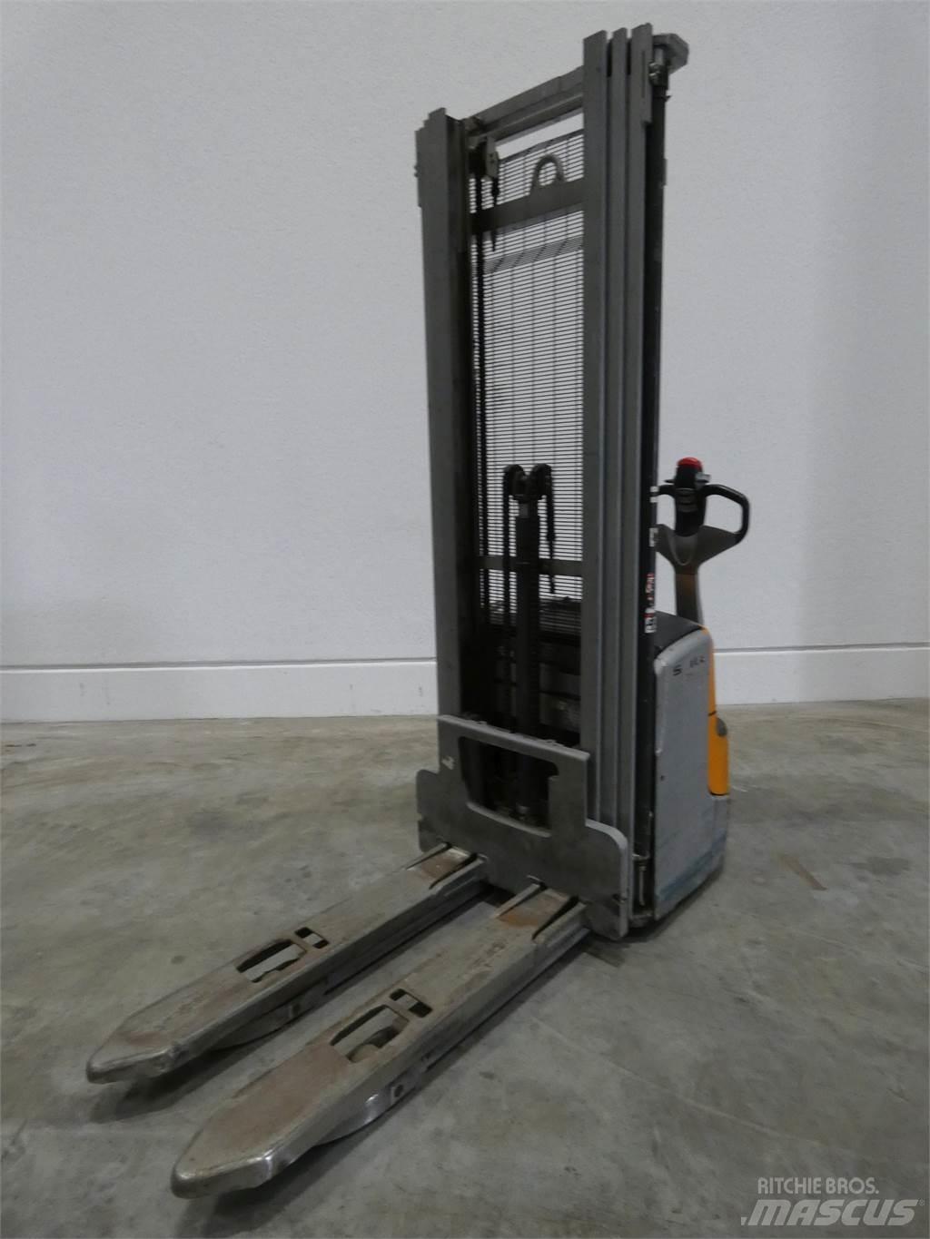 Still EXV14C Transpaleta manuala