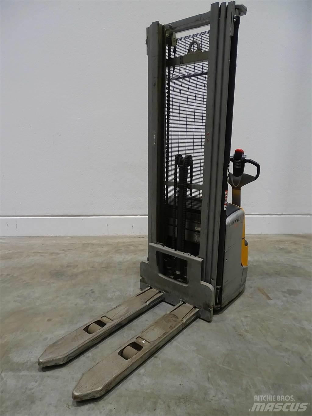 Still EXV14C Transpaleta manuala
