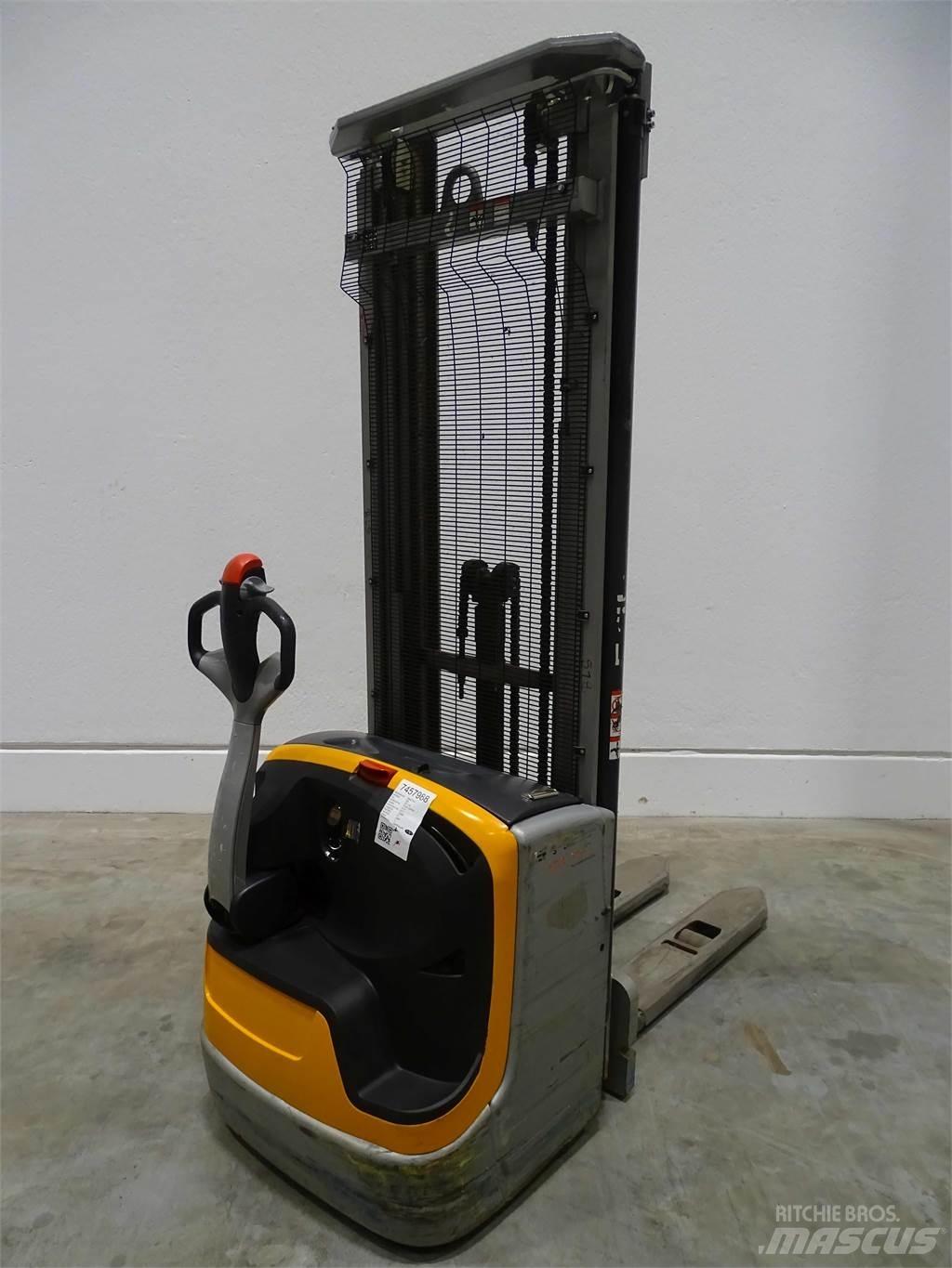 Still EXV14C Transpaleta manuala