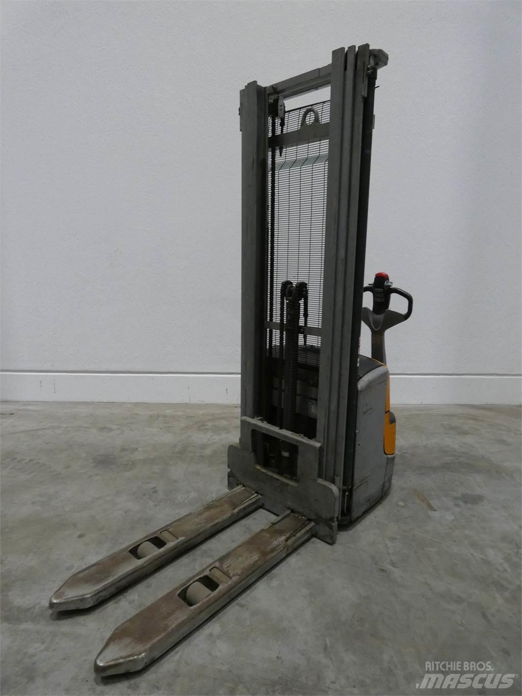 Still EXV14C Transpaleta manuala