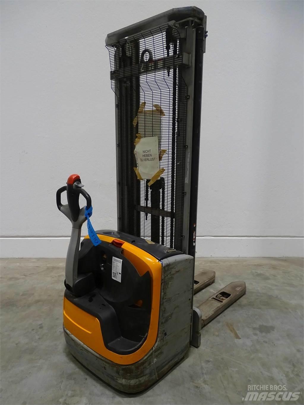 Still EXV14C Transpaleta manuala